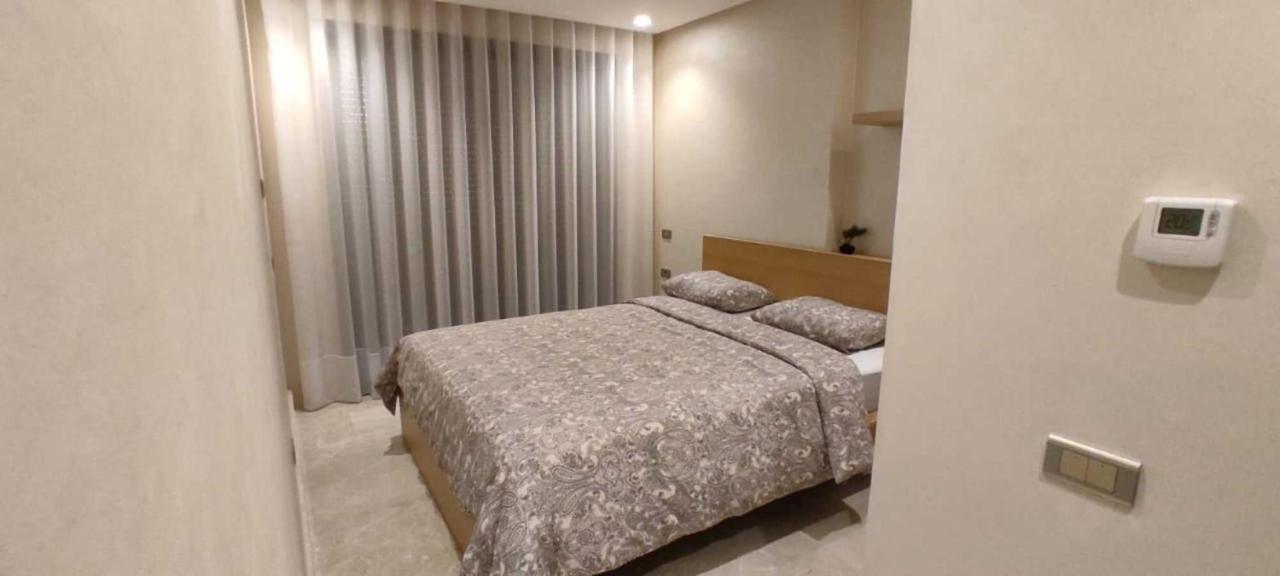 Appartement Luxueux Centre Casablanca Parking Prive Netflix Bagian luar foto